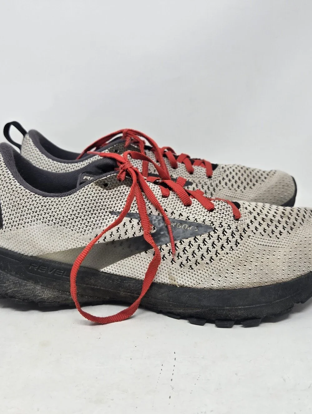 Brooks Revel Lightweight Cushioned Lace Up Slip on Running Sneakers Men's Size 9